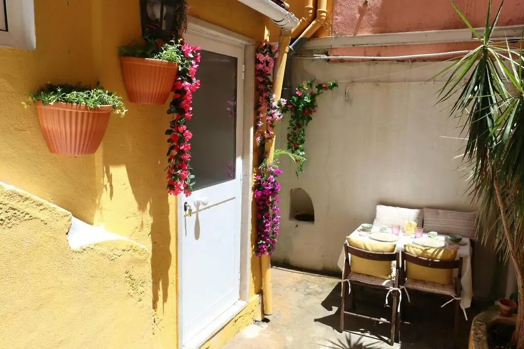 Lisbon Center Balcony Patio 2 Apartment